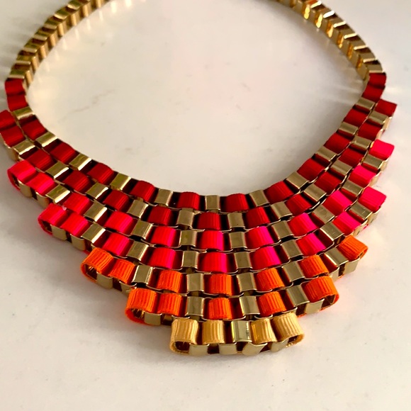 Chain link fashion necklace - Picture 2 of 7